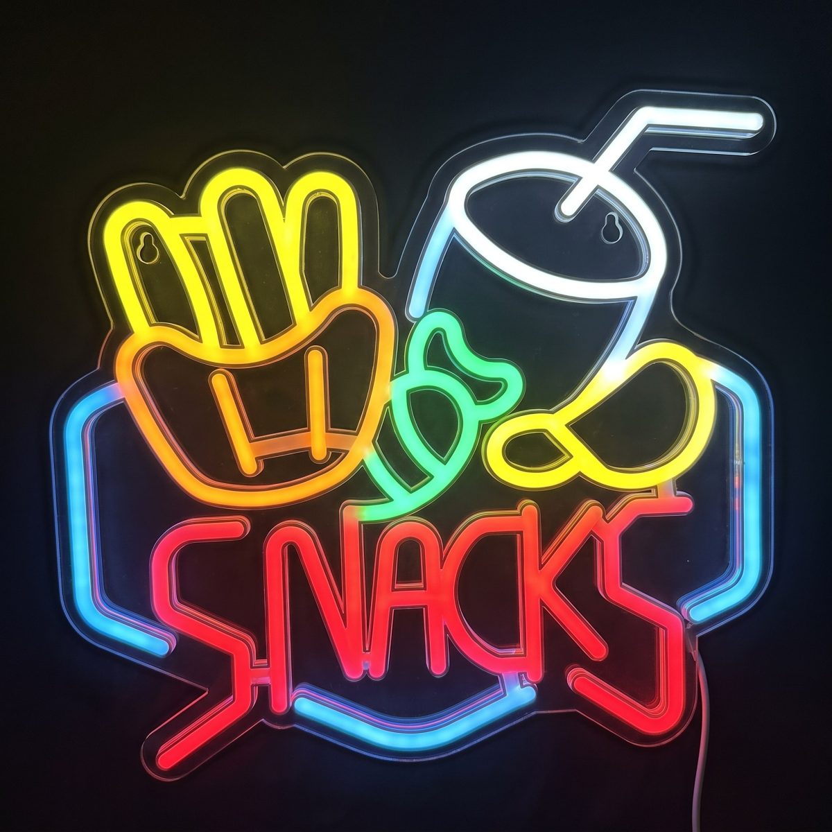SNACKS USB