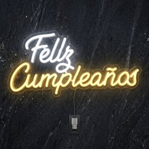 FELIZ CUMPLEAÑOS USB